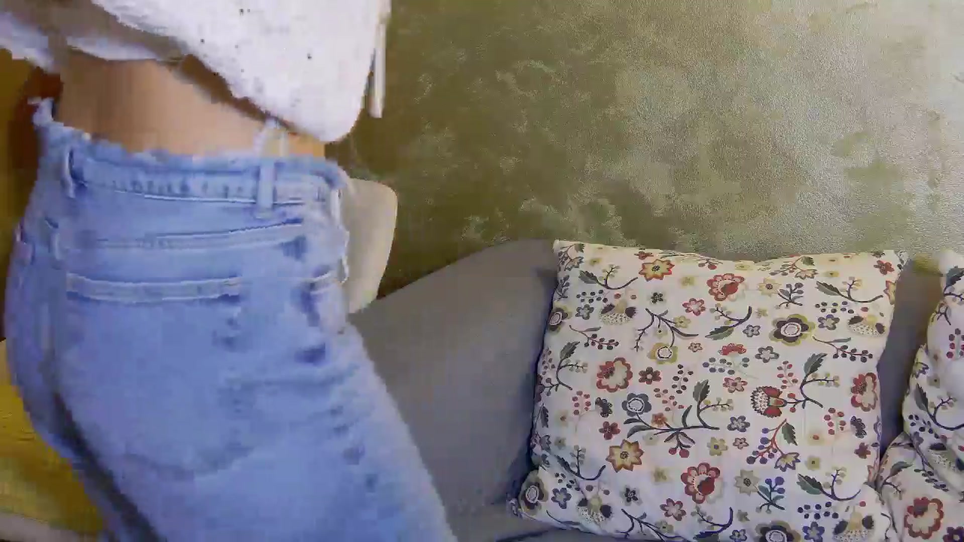 Gallery image thumbnail from Radiance's myfreecams stream on, 10/30/2024, 15:46 image 13 of 20