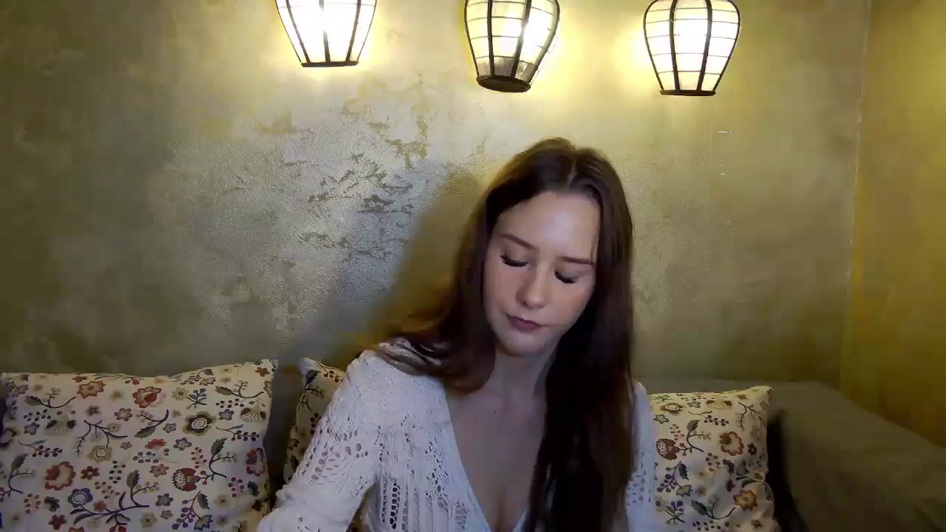 Gallery image thumbnail from Radiance's myfreecams stream on, 10/30/2024, 15:46 image 7 of 20
