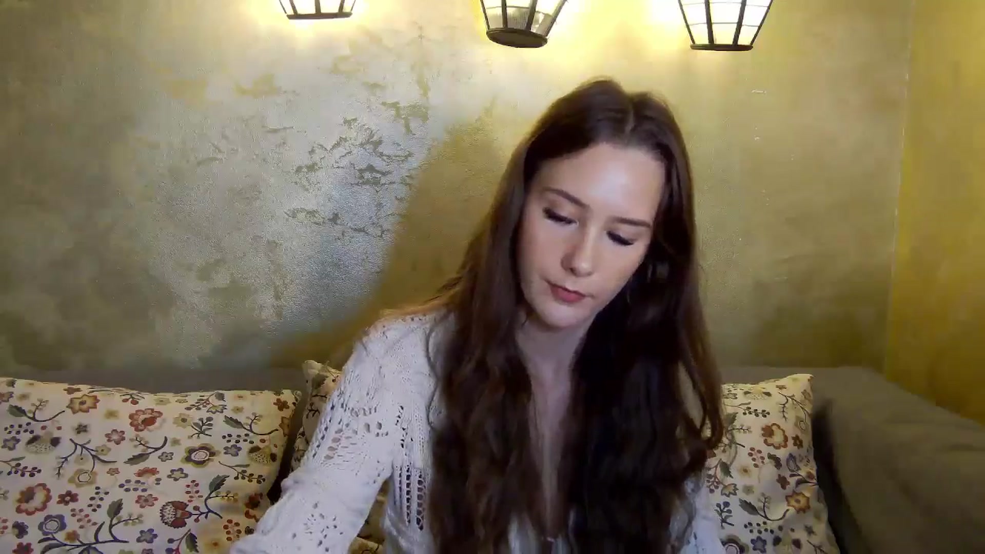 Gallery image thumbnail from Radiance's myfreecams stream on, 10/30/2024, 19:11 image 15 of 20