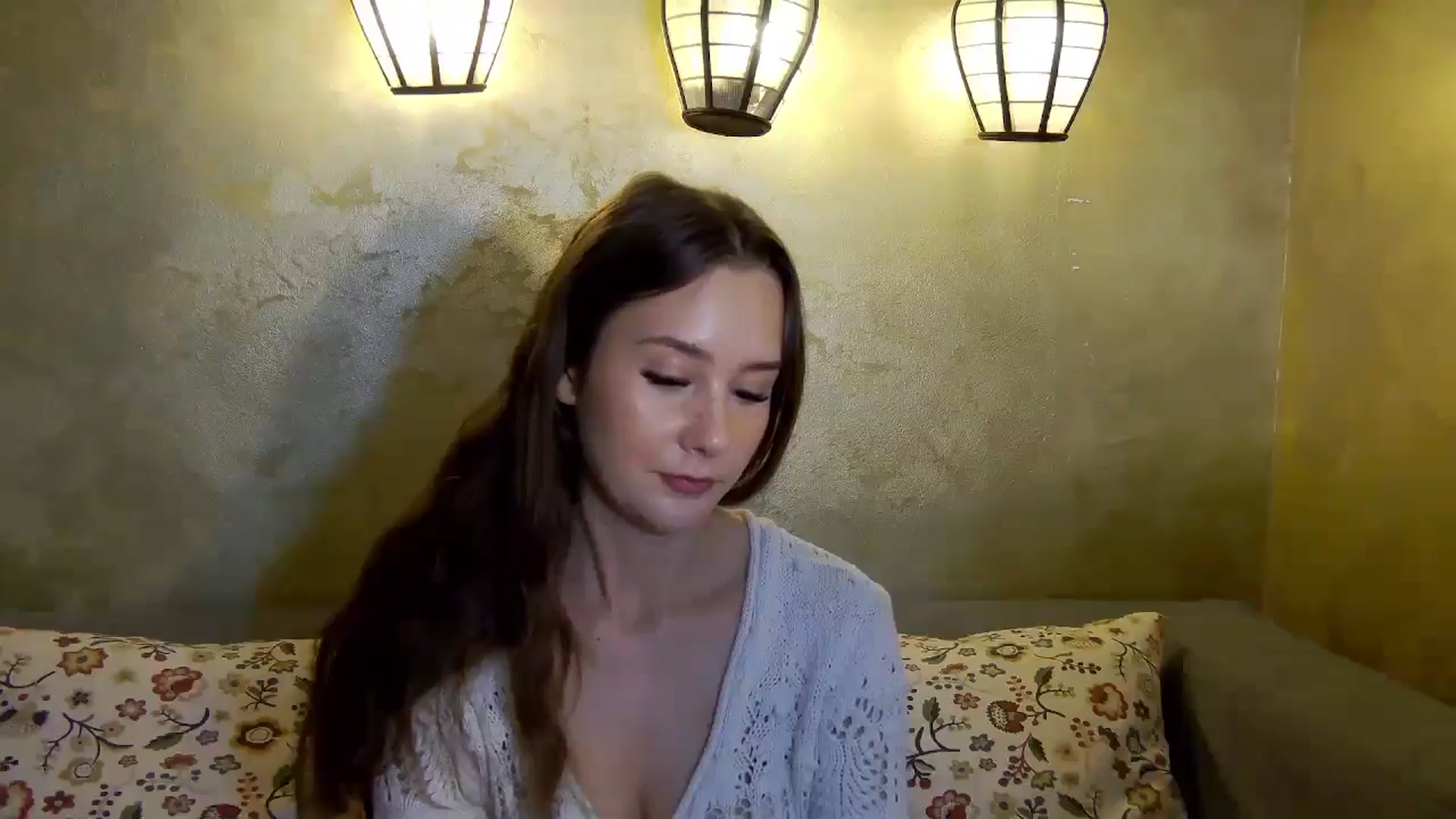 Gallery image thumbnail from Radiance's myfreecams stream on, 10/30/2024, 20:43 image 7 of 20