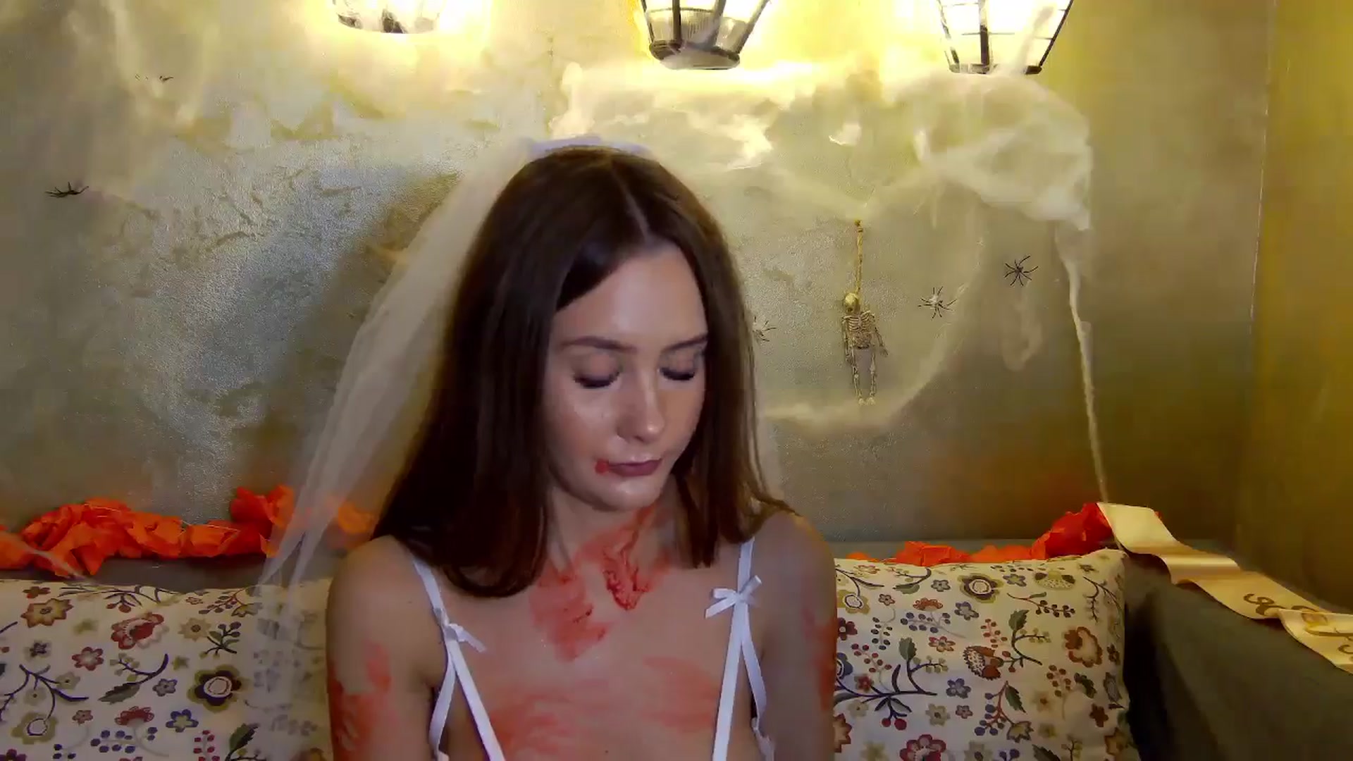 Gallery image thumbnail from Radiance's myfreecams stream on, 10/31/2024, 20:13 image 4 of 20