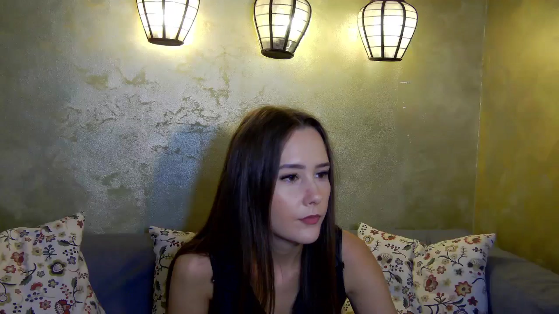 Gallery image thumbnail from Radiance's myfreecams stream on, 11/04/2024, 15:04 image 9 of 20