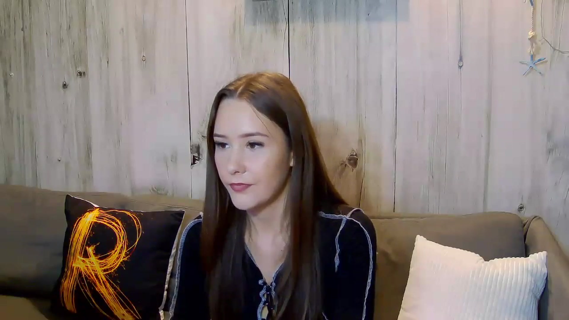 Gallery image thumbnail from Radiance's myfreecams stream on, 11/06/2024, 15:46 image 8 of 20