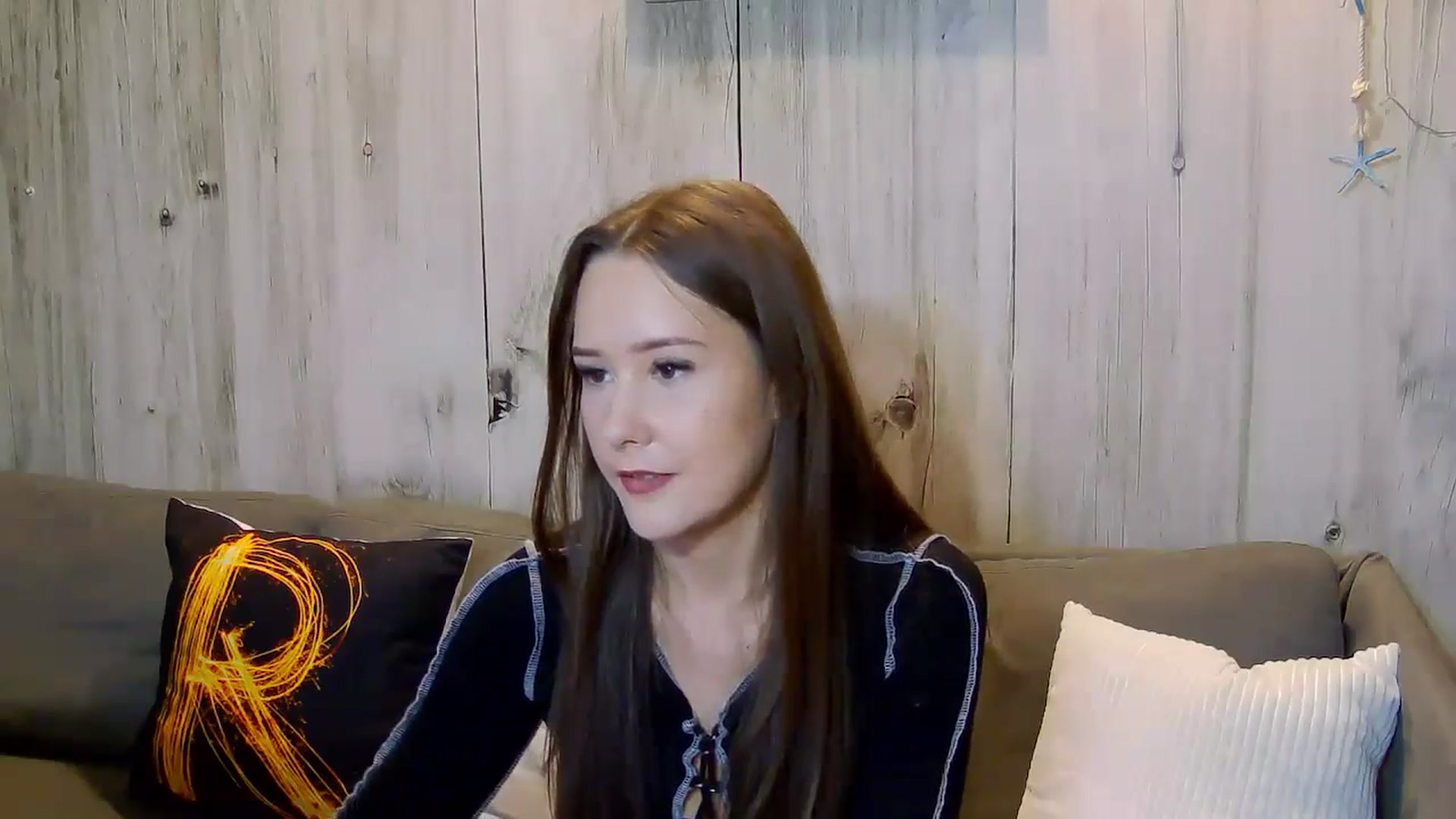 Gallery image thumbnail from Radiance's myfreecams stream on, 11/06/2024, 15:46 image 10 of 20