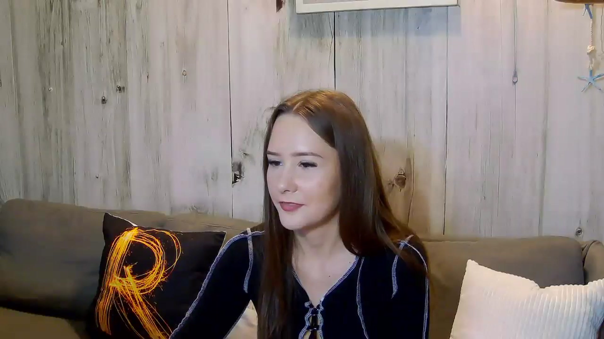 Gallery image thumbnail from Radiance's myfreecams stream on, 11/06/2024, 16:26 image 8 of 20