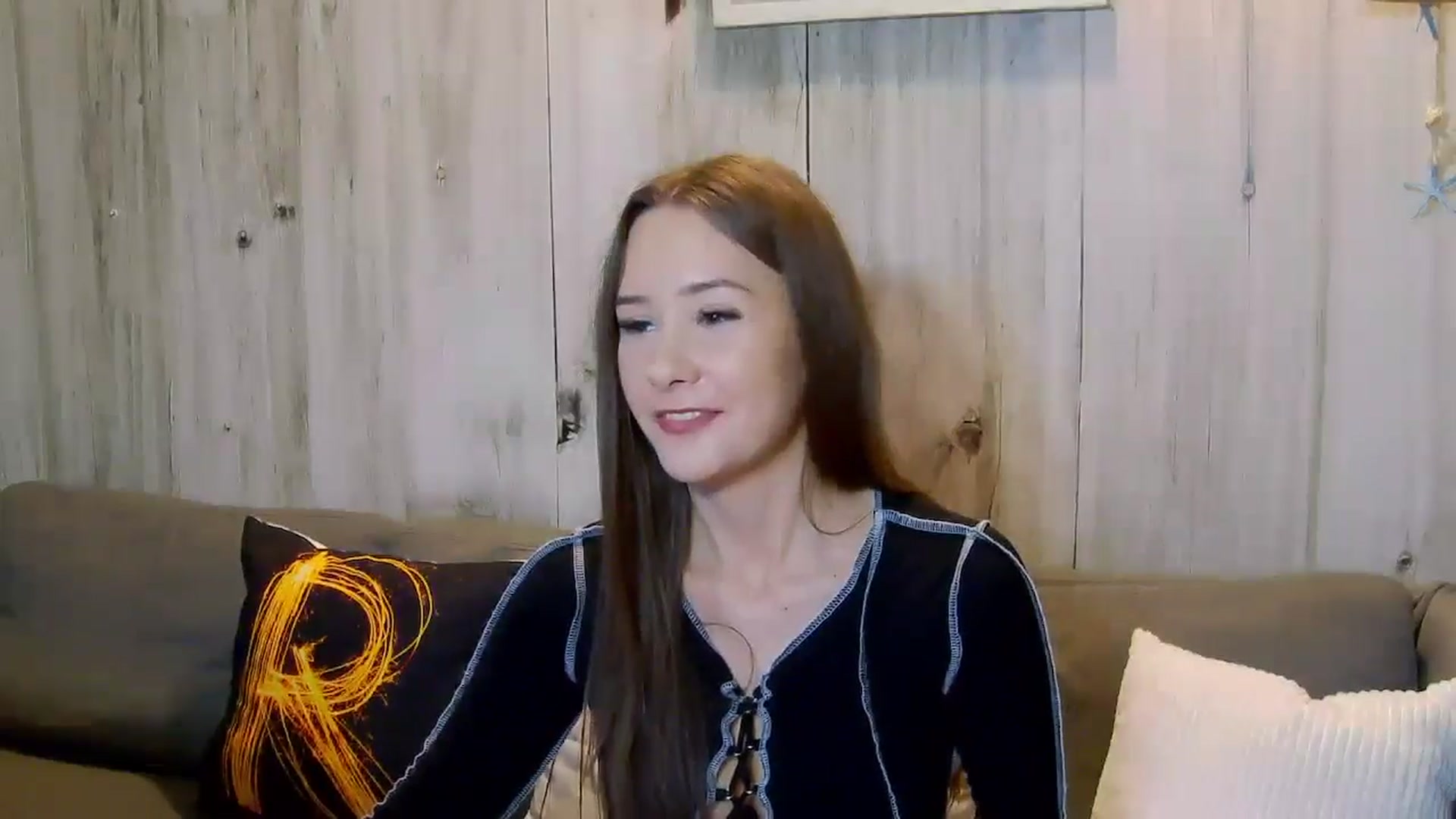 Gallery image thumbnail from Radiance's myfreecams stream on, 11/06/2024, 16:26 image 2 of 20