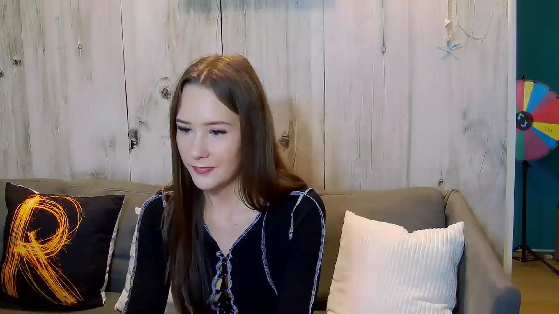 Gallery image thumbnail from Radiance's myfreecams stream on, 11/06/2024, 16:26 image 19 of 20