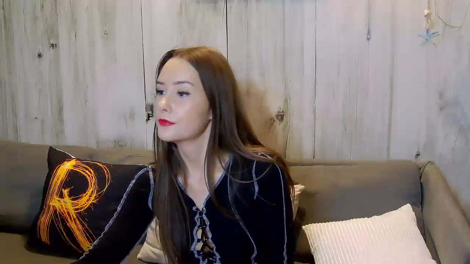 Gallery image thumbnail from Radiance's myfreecams stream on, 11/06/2024, 20:06 image 19 of 20