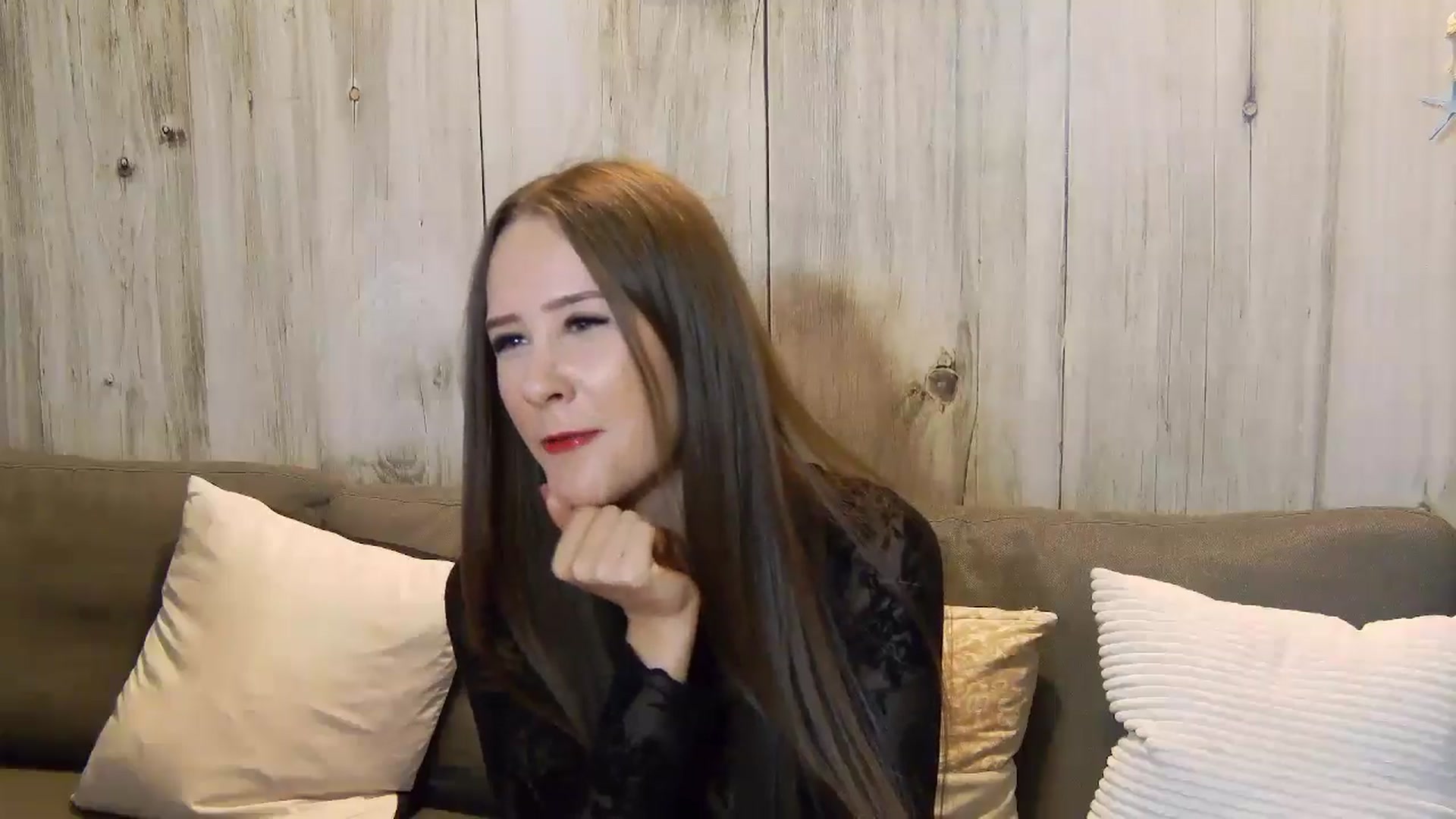 Gallery image thumbnail from Radiance's myfreecams stream on, 11/08/2024, 16:30 image 8 of 20