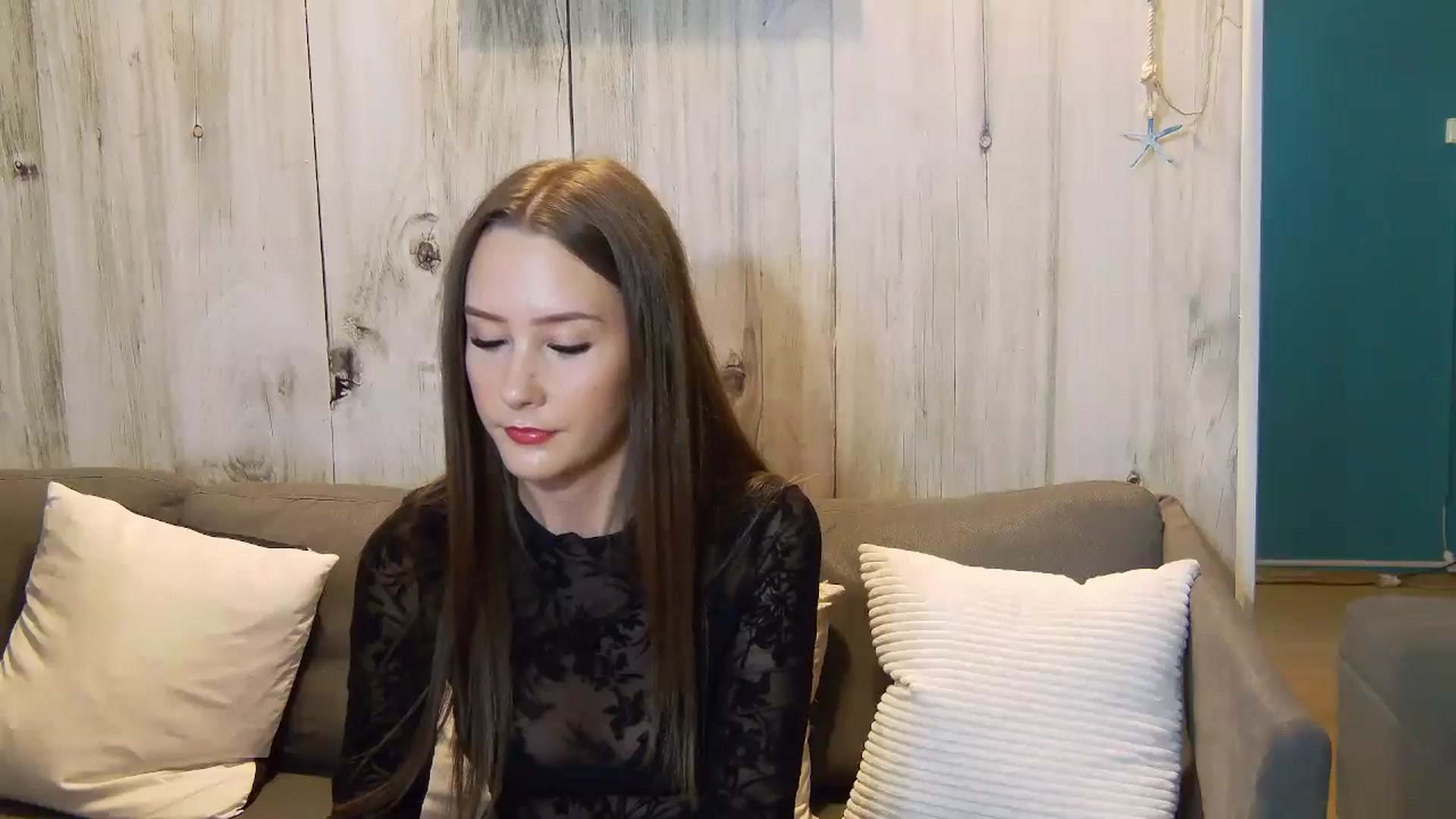 Gallery image thumbnail from Radiance's myfreecams stream on, 11/08/2024, 17:55 image 17 of 20