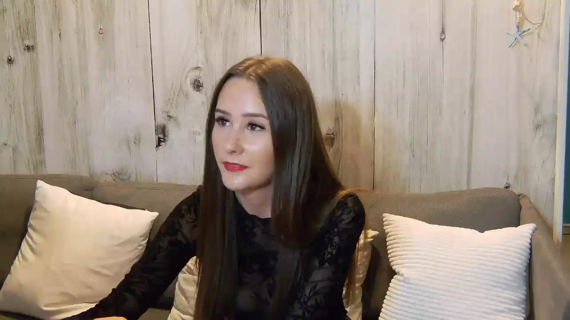 Gallery image thumbnail from Radiance's myfreecams stream on, 11/08/2024, 20:05 image 17 of 20