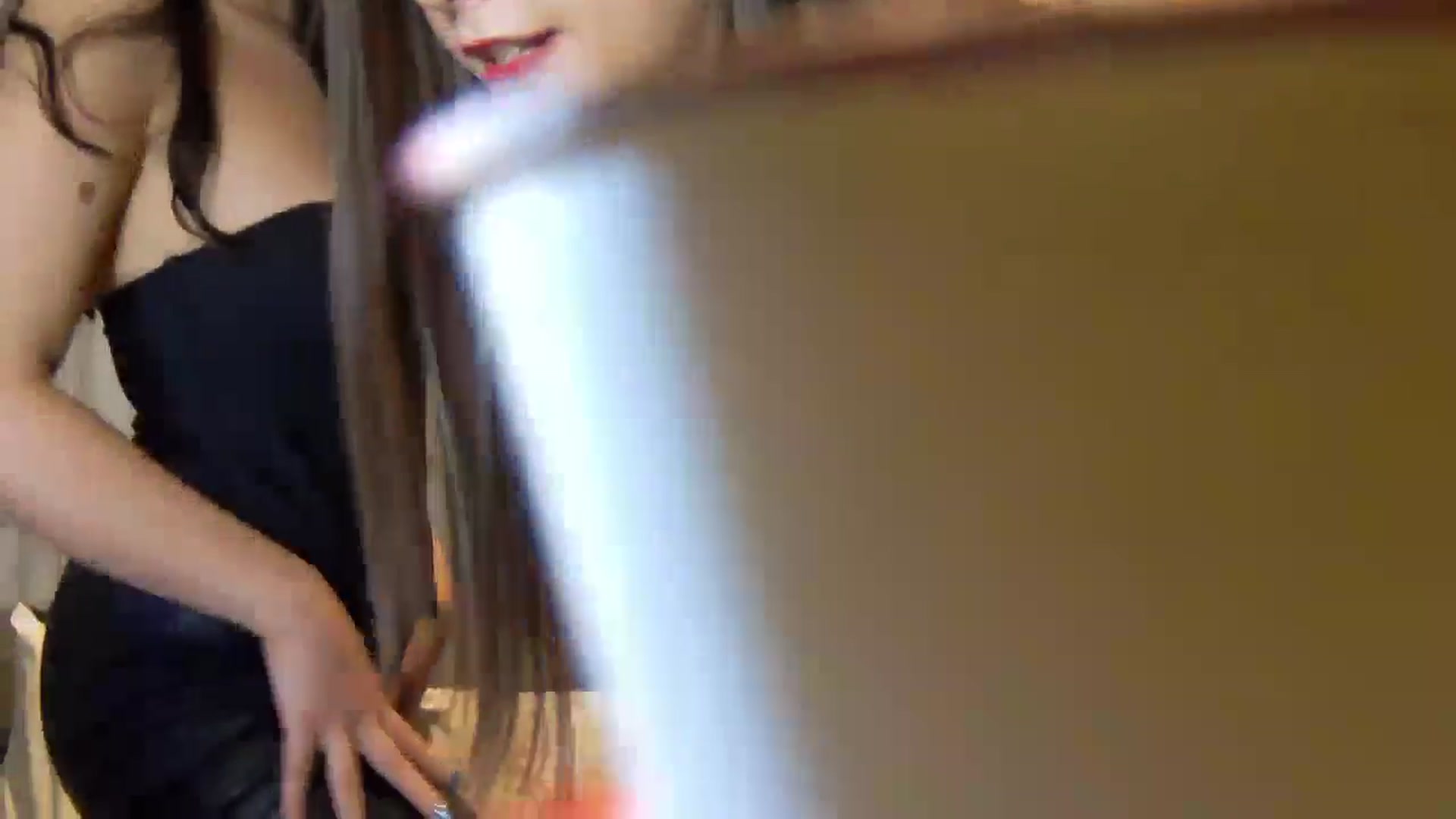 Gallery image thumbnail from Radiance's myfreecams stream on, 11/08/2024, 21:55 image 11 of 20