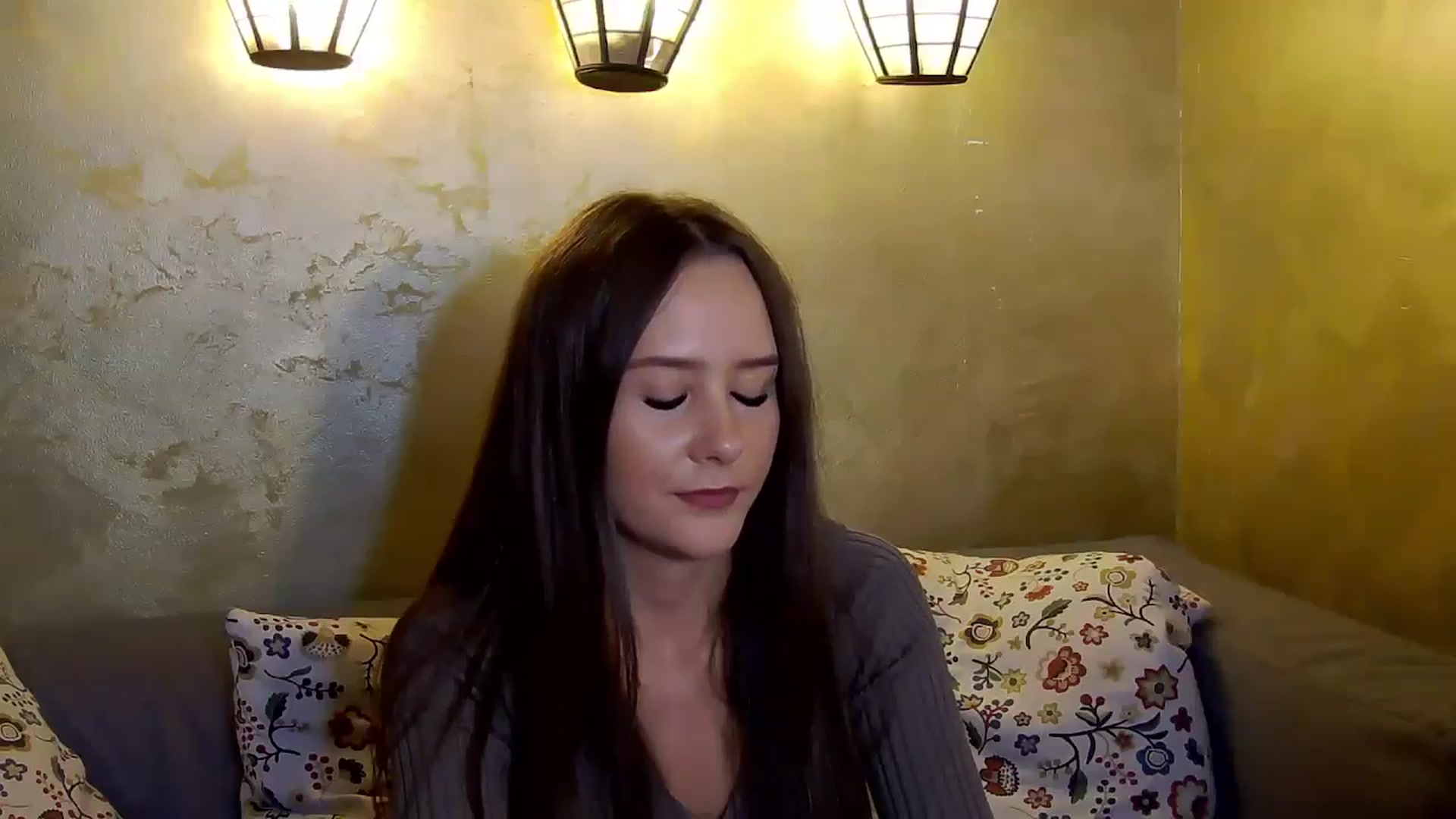 Gallery image thumbnail from Radiance's myfreecams stream on, 11/11/2024, 18:22 image 9 of 20