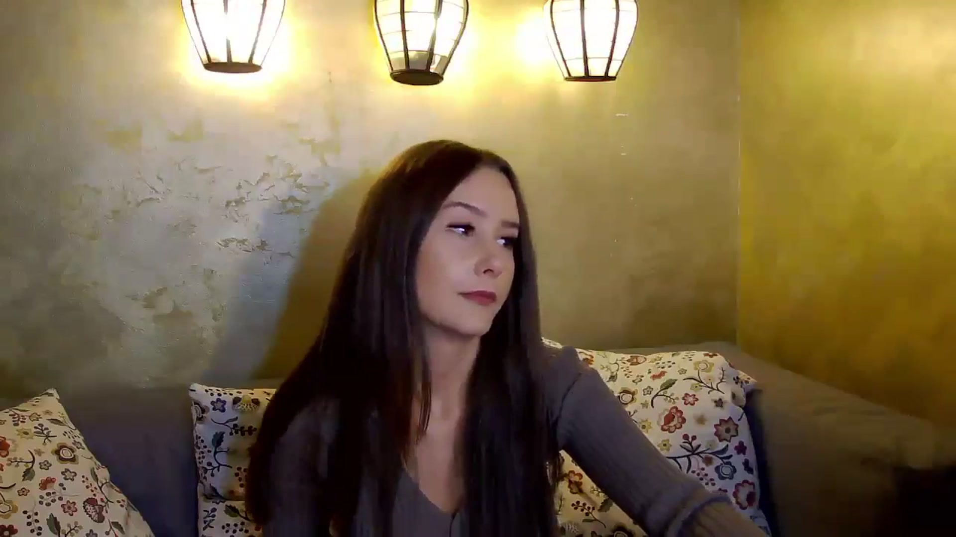 Gallery image thumbnail from Radiance's myfreecams stream on, 11/11/2024, 18:22 image 2 of 20
