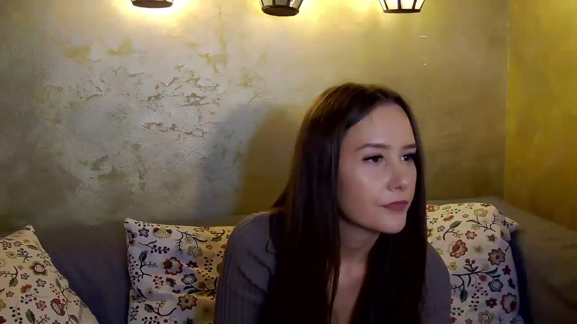 Gallery image thumbnail from Radiance's myfreecams stream on, 11/11/2024, 20:18 image 4 of 20