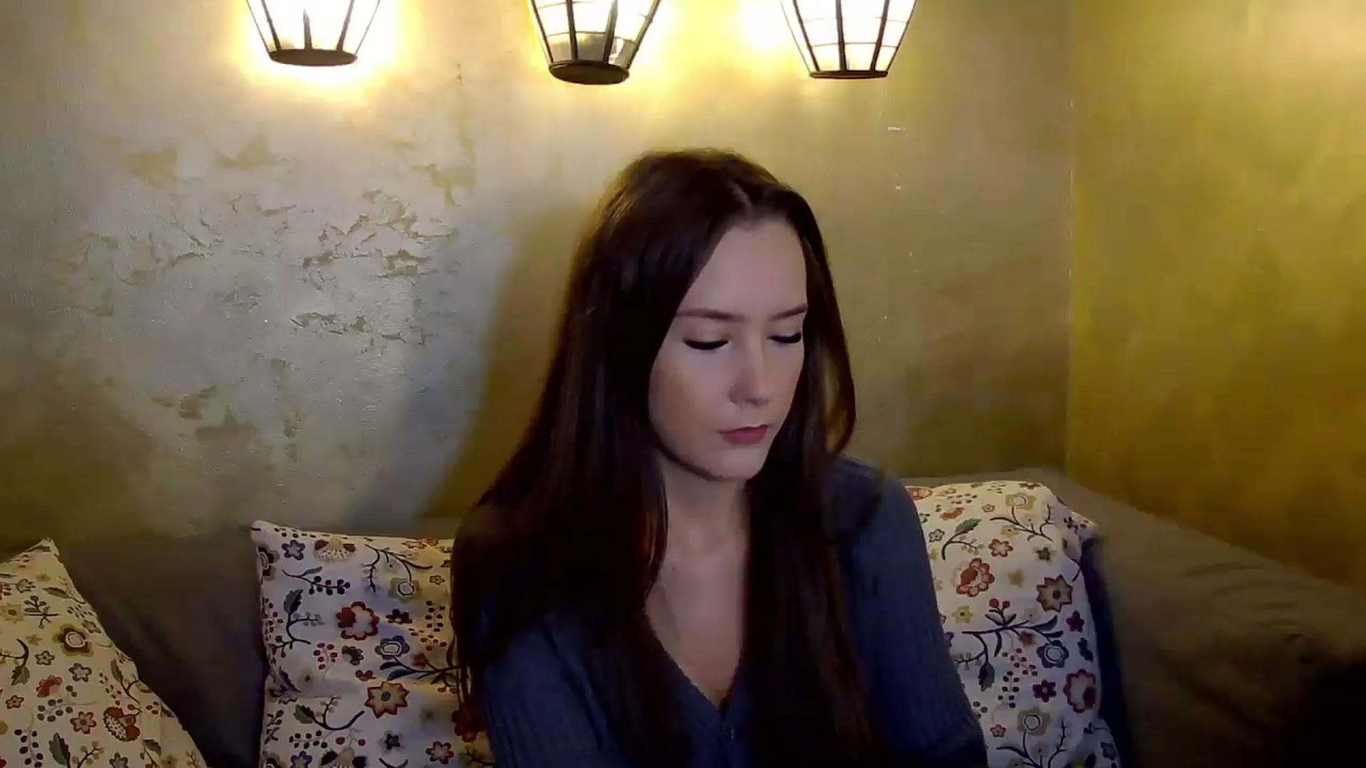 Gallery image thumbnail from Radiance's myfreecams stream on, 11/12/2024, 14:25 image 4 of 20
