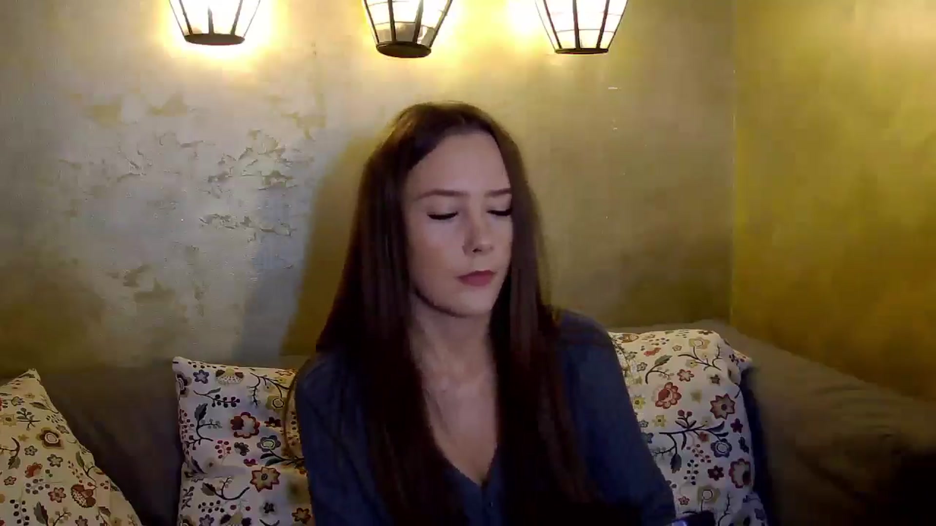 Gallery image thumbnail from Radiance's myfreecams stream on, 11/12/2024, 14:25 image 3 of 20