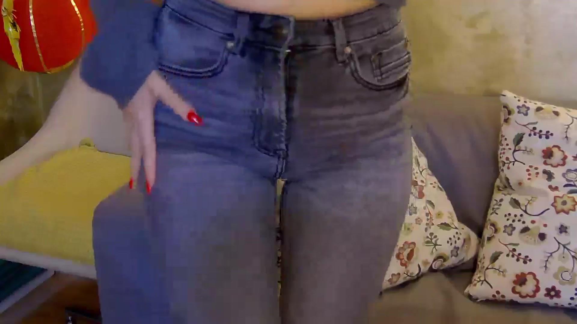 Gallery image thumbnail from Radiance's myfreecams stream on, 11/12/2024, 16:15 image 3 of 20