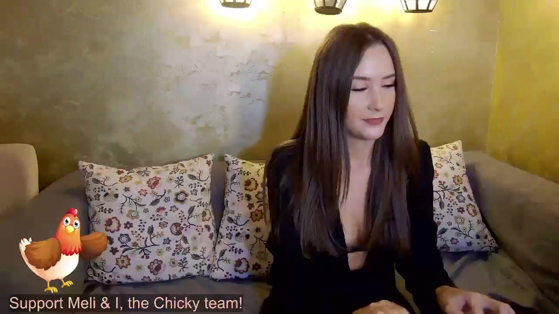 Gallery image thumbnail from Radiance's myfreecams stream on, 11/14/2024, 18:16 image 19 of 20