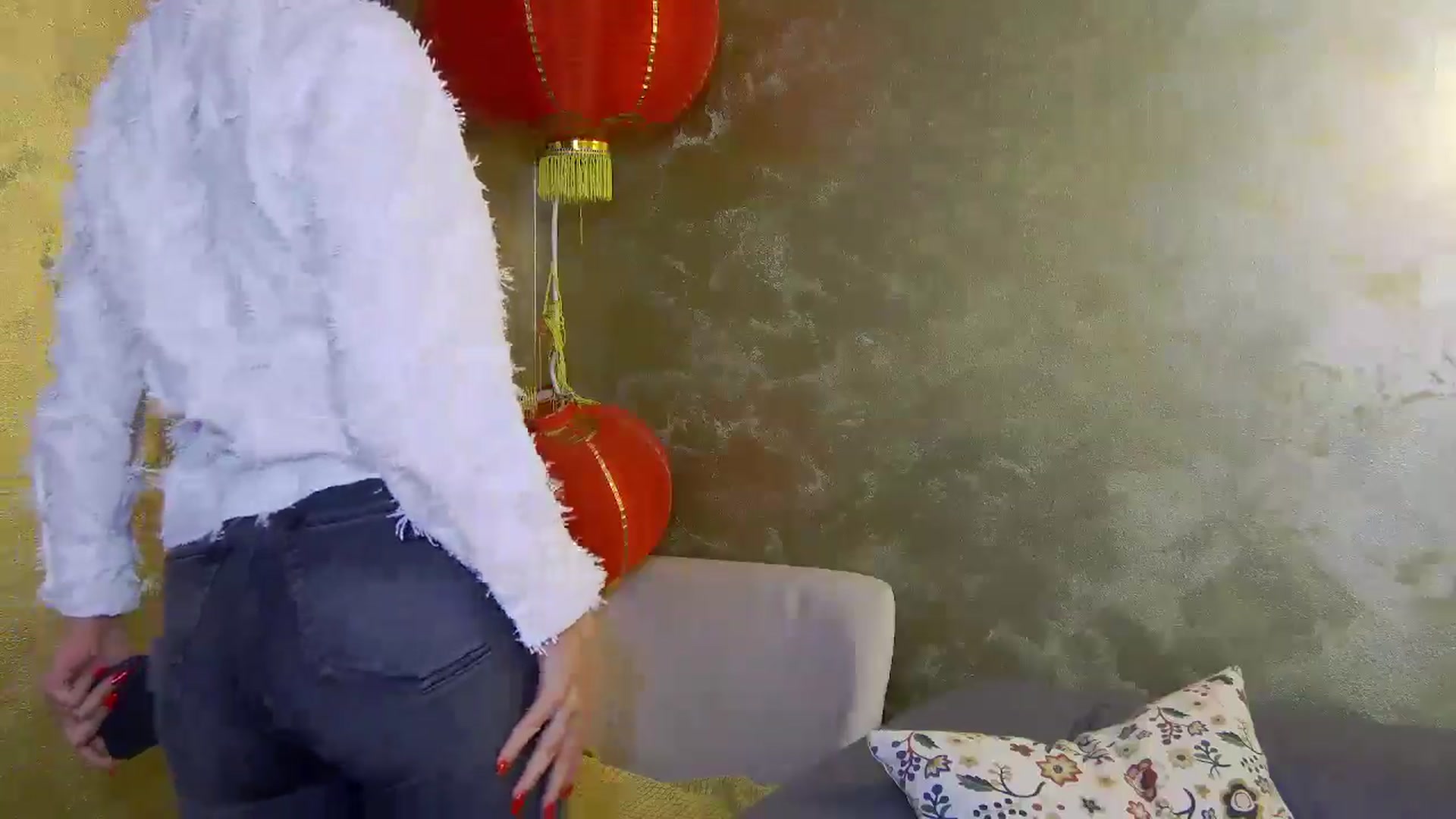 Gallery image thumbnail from Radiance's myfreecams stream on, 11/17/2024, 18:59 image 14 of 20