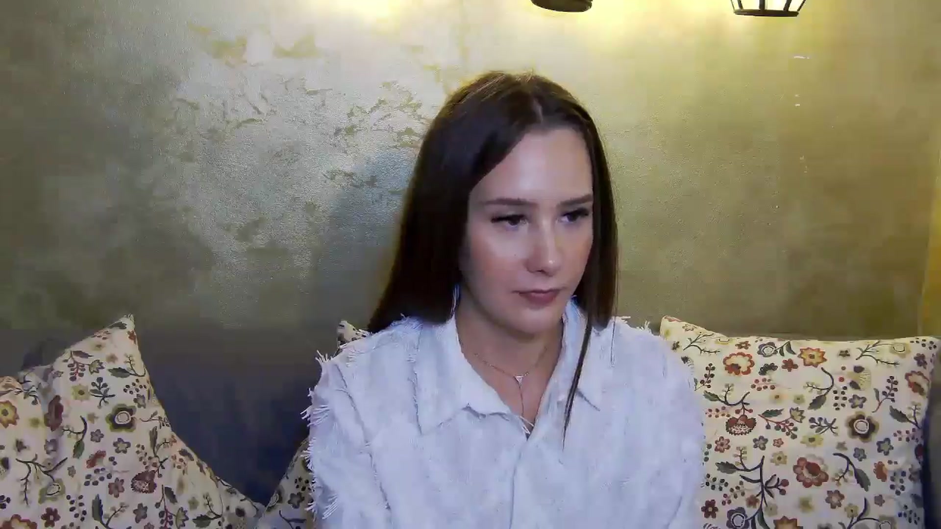 Gallery image thumbnail from Radiance's myfreecams stream on, 11/17/2024, 21:20 image 2 of 20