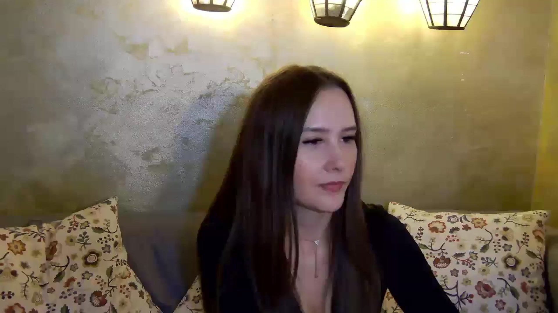 Gallery image thumbnail from Radiance's myfreecams stream on, 11/18/2024, 20:14 image 20 of 20