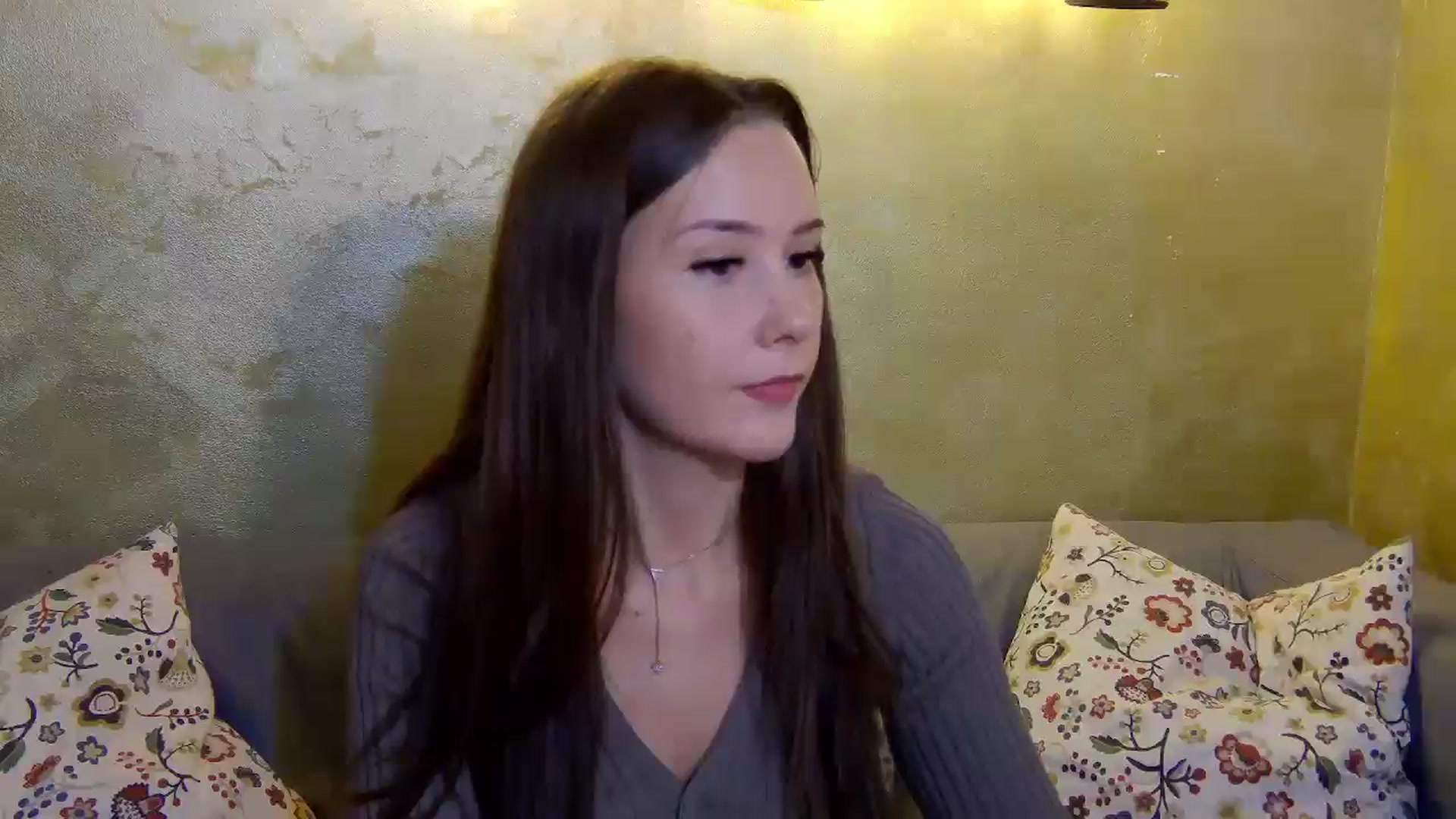 Gallery image thumbnail from Radiance's myfreecams stream on, 11/19/2024, 16:08 image 20 of 20