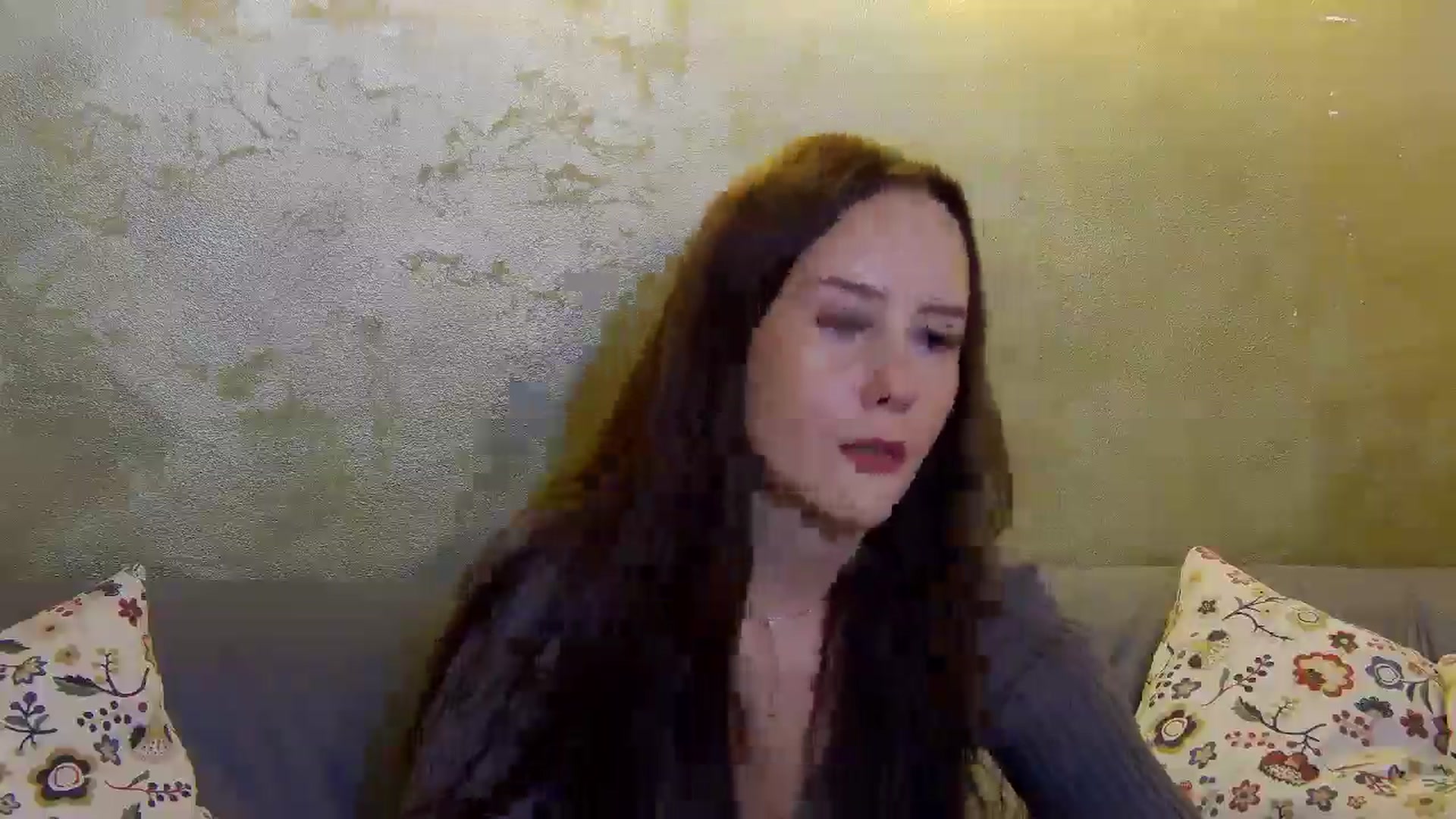 Gallery image thumbnail from Radiance's myfreecams stream on, 11/19/2024, 17:39 image 19 of 20