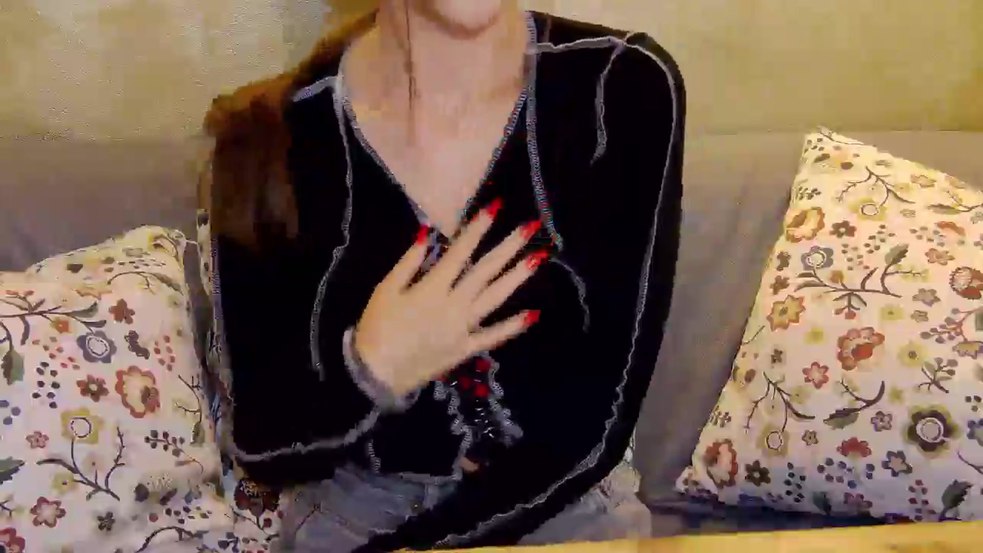Gallery image thumbnail from Radiance's myfreecams stream on, 11/20/2024, 19:32 image 9 of 20