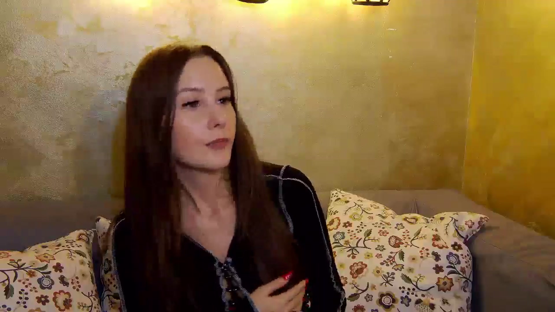 Gallery image thumbnail from Radiance's myfreecams stream on, 11/20/2024, 20:05 image 9 of 20