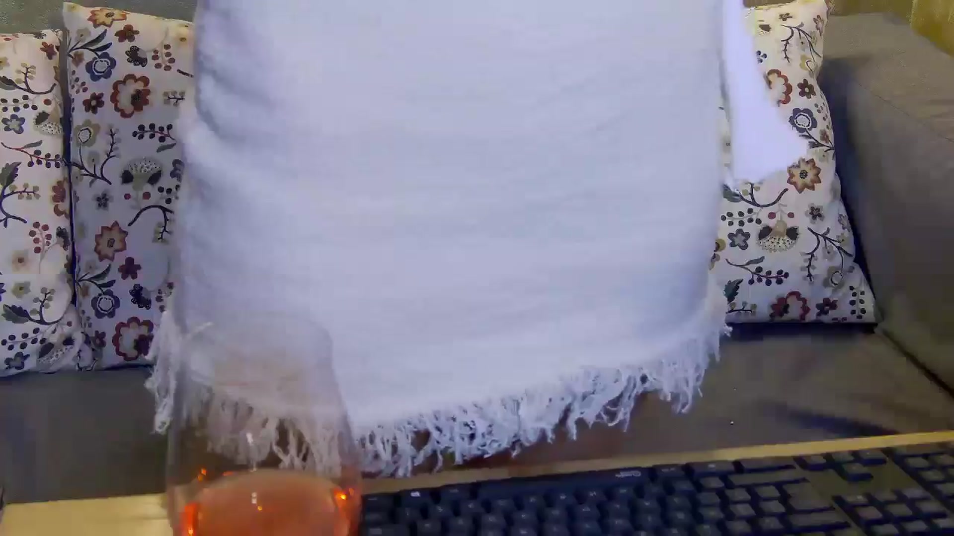 Gallery image thumbnail from Radiance's myfreecams stream on, 11/23/2024, 16:12 image 3 of 20
