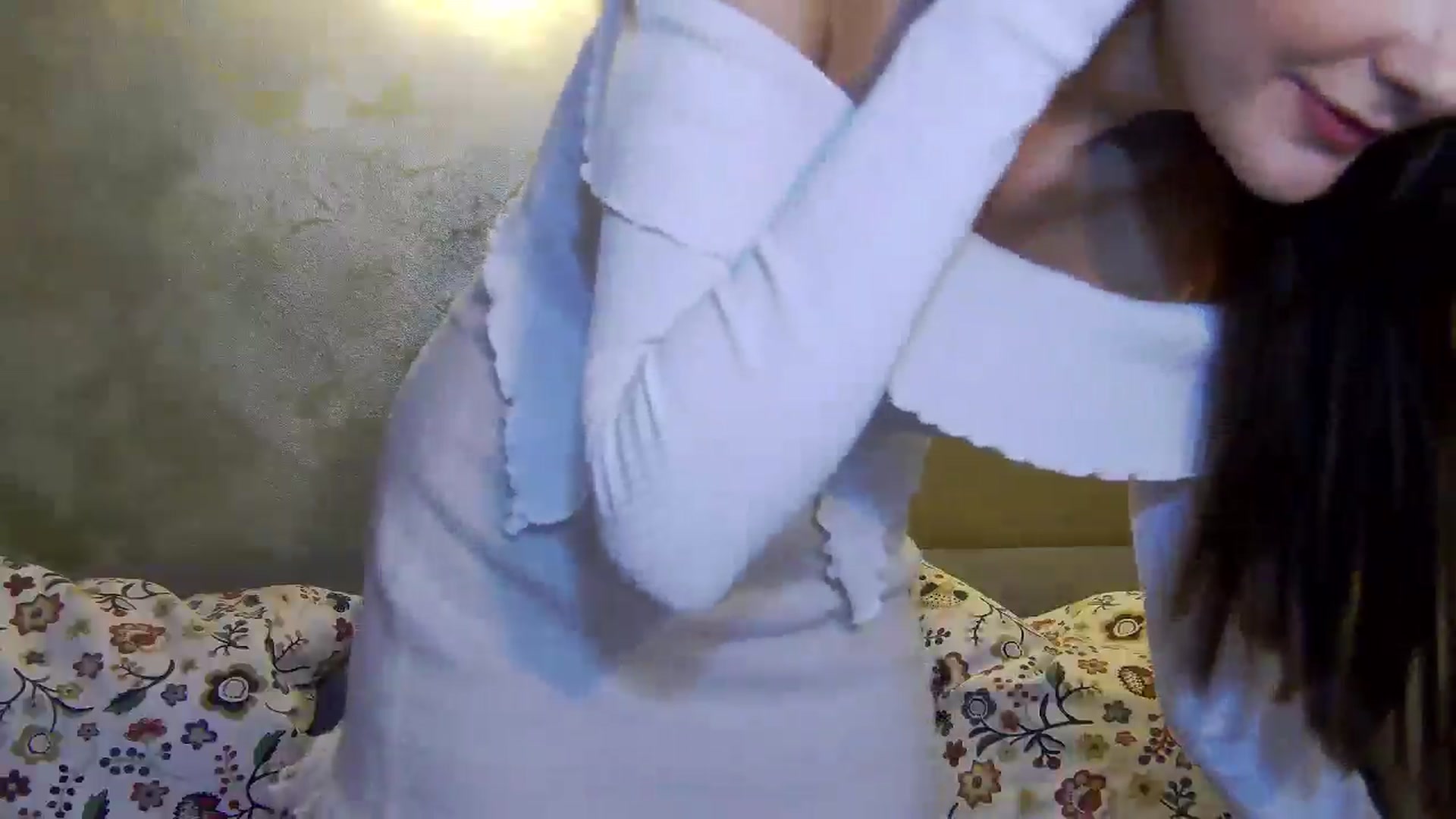 Gallery image thumbnail from Radiance's myfreecams stream on, 11/23/2024, 17:41 image 17 of 20