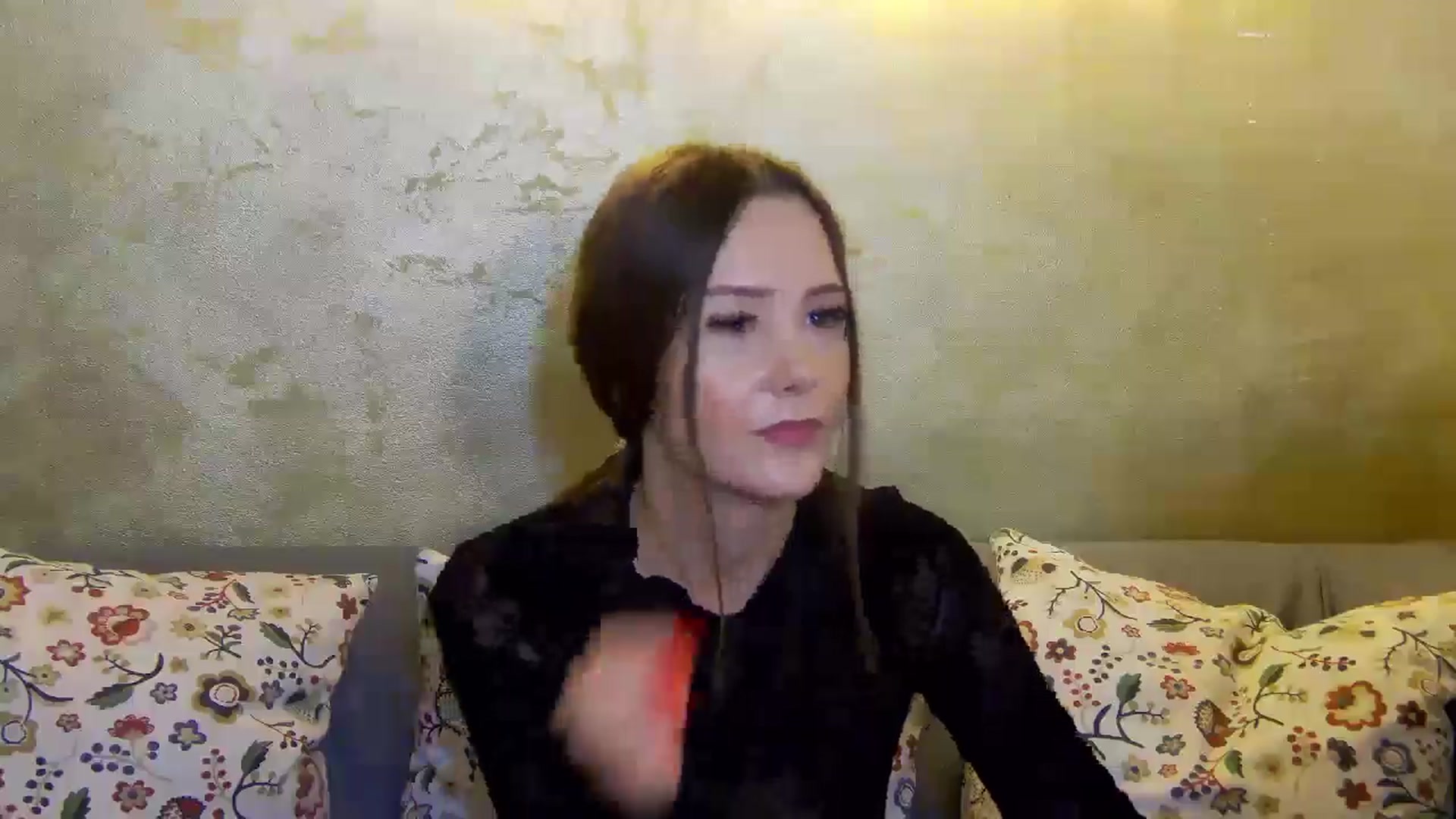 Gallery image thumbnail from Radiance's myfreecams stream on, 11/26/2024, 15:16 image 10 of 20