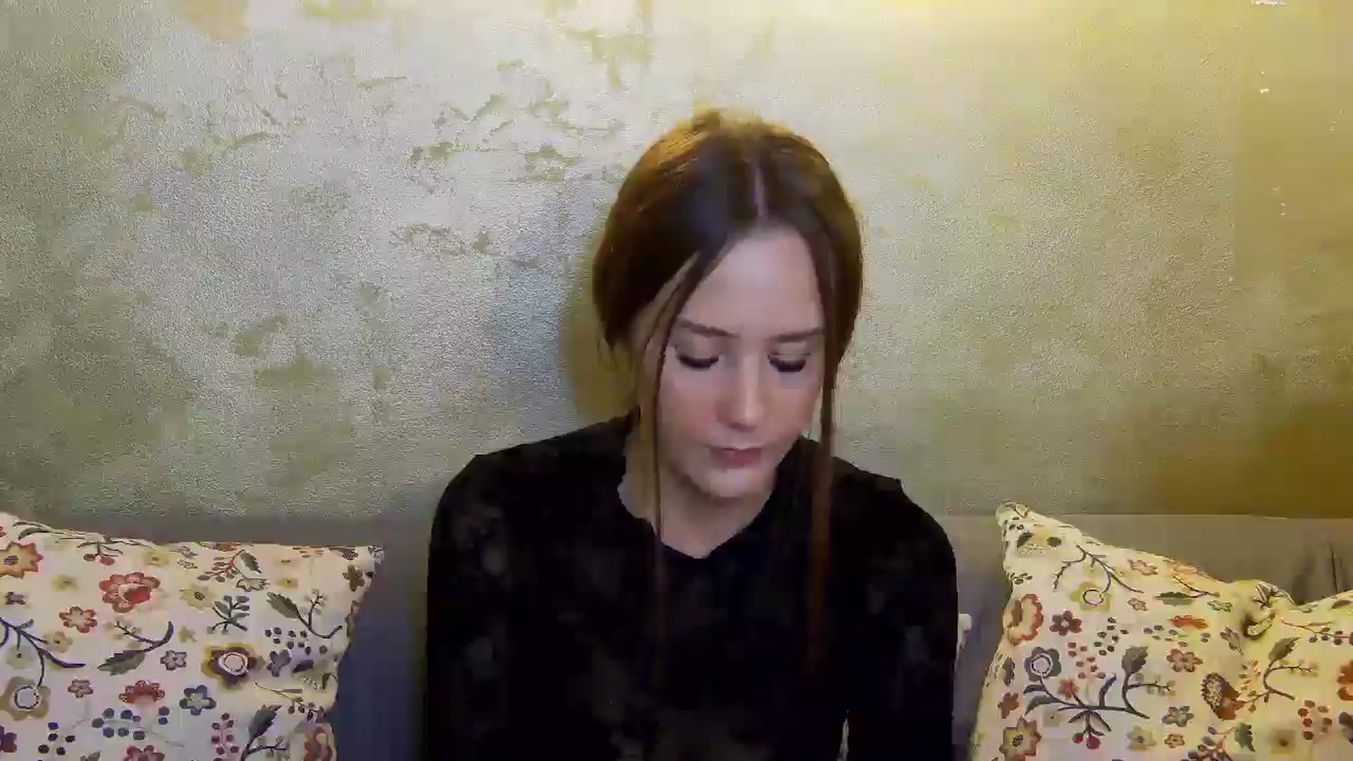 Gallery image thumbnail from Radiance's myfreecams stream on, 11/26/2024, 15:47 image 19 of 20