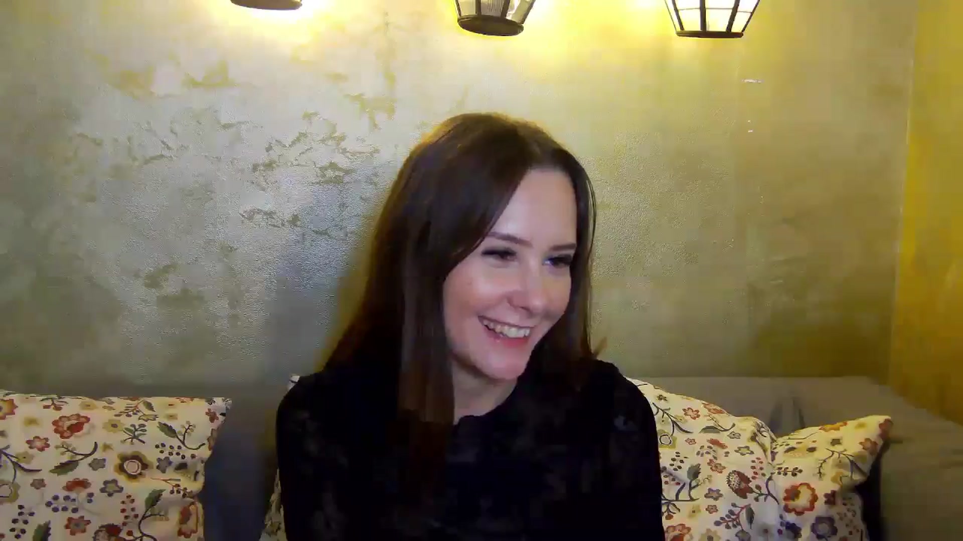 Gallery image thumbnail from Radiance's myfreecams stream on, 11/26/2024, 20:27 image 7 of 20