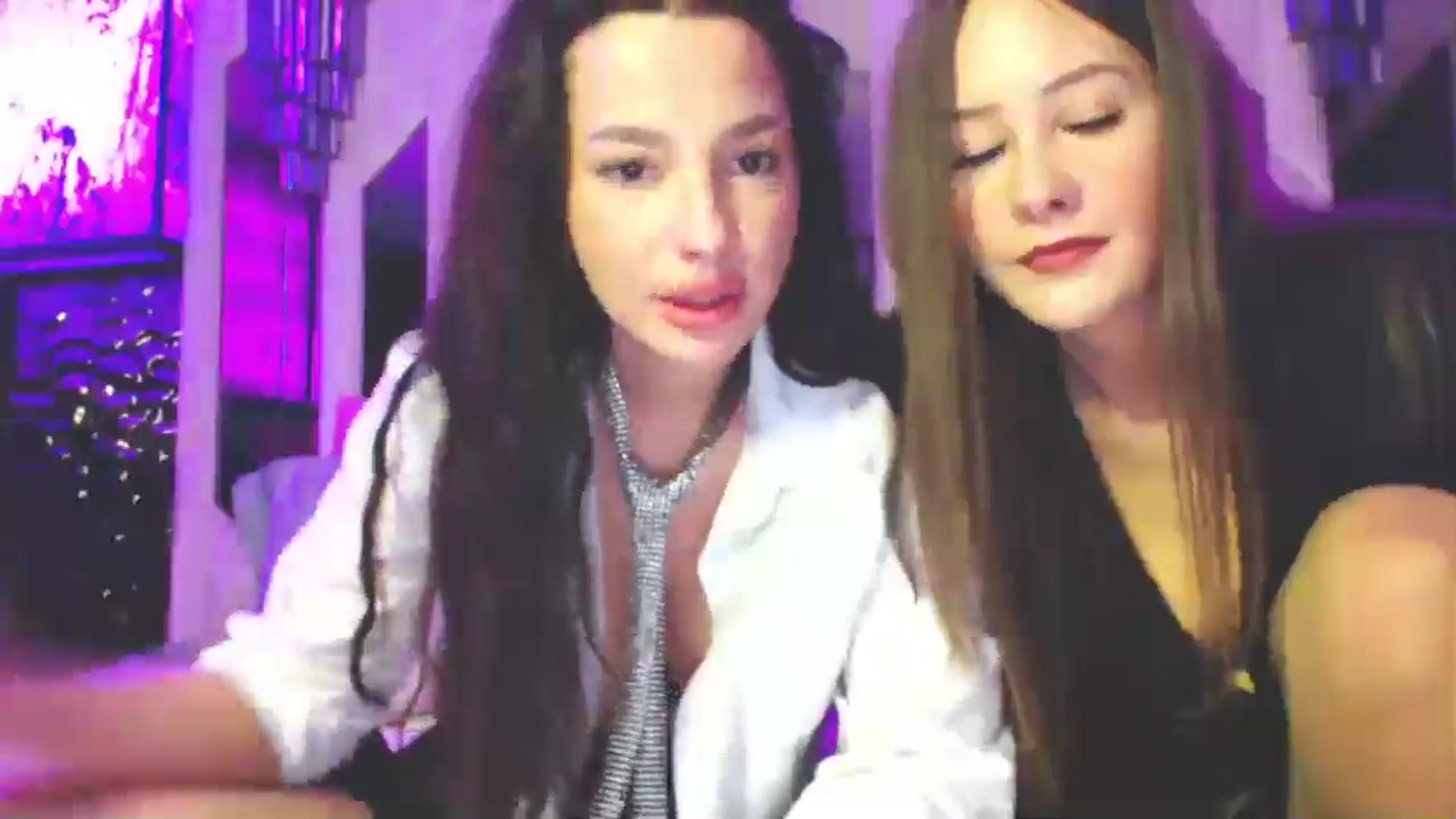 Gallery image thumbnail from Radiance's myfreecams stream on, 11/29/2024, 16:30 image 9 of 20