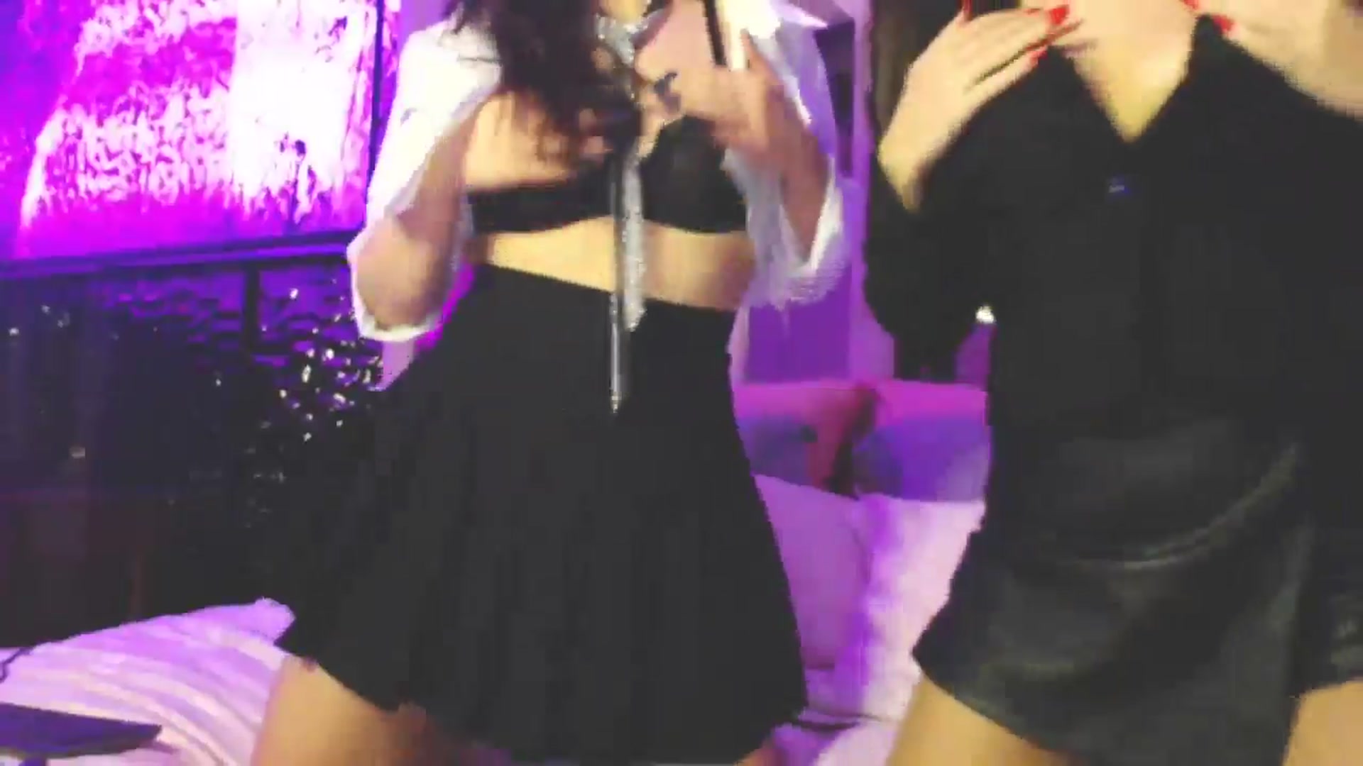 Gallery image thumbnail from Radiance's myfreecams stream on, 11/29/2024, 16:30 image 10 of 20