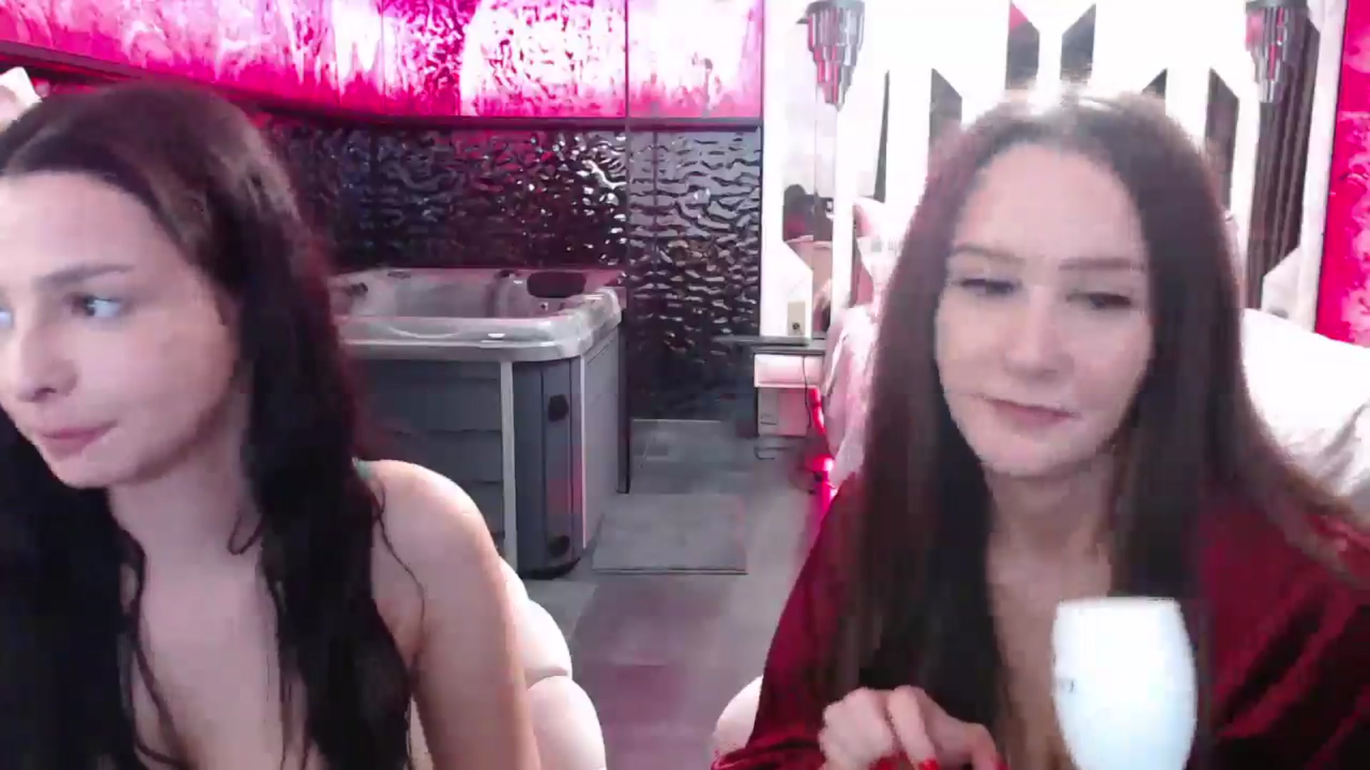 Gallery image thumbnail from Radiance's myfreecams stream on, 11/29/2024, 20:45 image 3 of 20