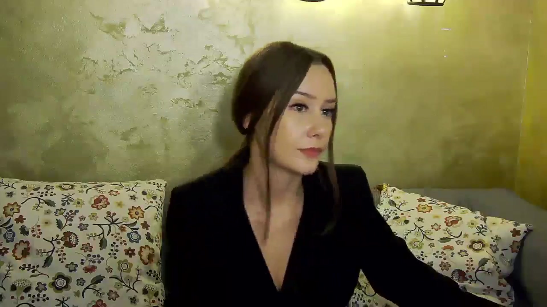 Gallery image thumbnail from Radiance's myfreecams stream on, 12/02/2024, 22:08 image 3 of 20