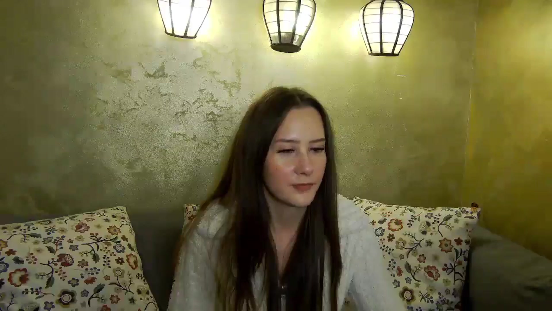 Gallery image thumbnail from Radiance's myfreecams stream on, 12/03/2024, 16:10 image 13 of 20