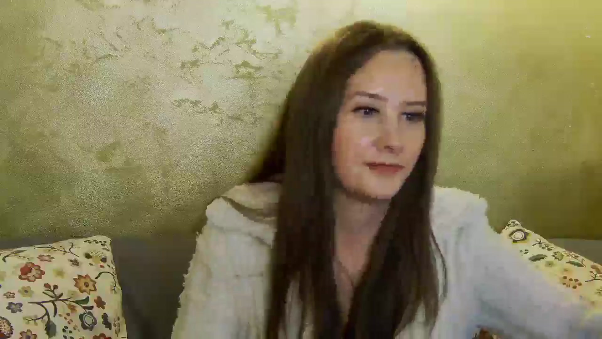 Gallery image thumbnail from Radiance's myfreecams stream on, 12/03/2024, 20:24 image 8 of 20