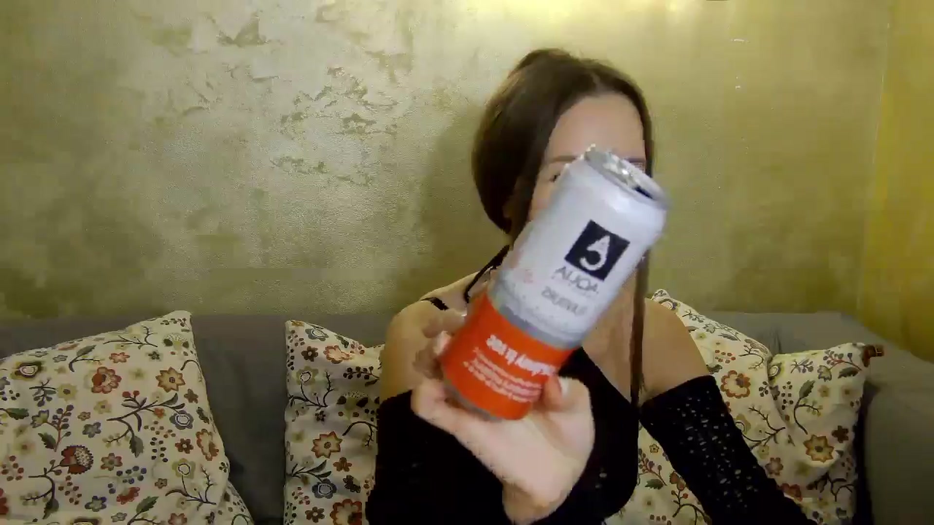 Gallery image thumbnail from Radiance's myfreecams stream on, 12/04/2024, 14:16 image 12 of 20