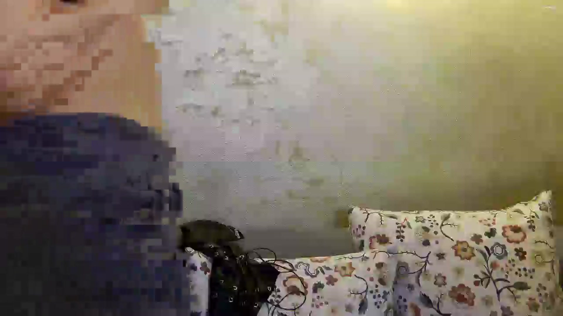 Gallery image thumbnail from Radiance's myfreecams stream on, 12/11/2024, 19:41 image 6 of 20