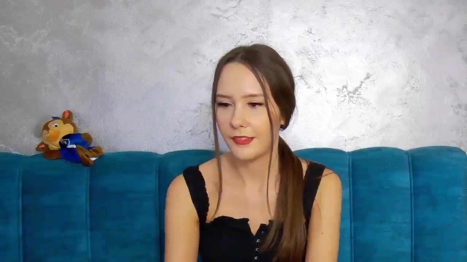 Gallery image thumbnail from Radiance's myfreecams stream on, 12/13/2024, 20:36 image 18 of 20