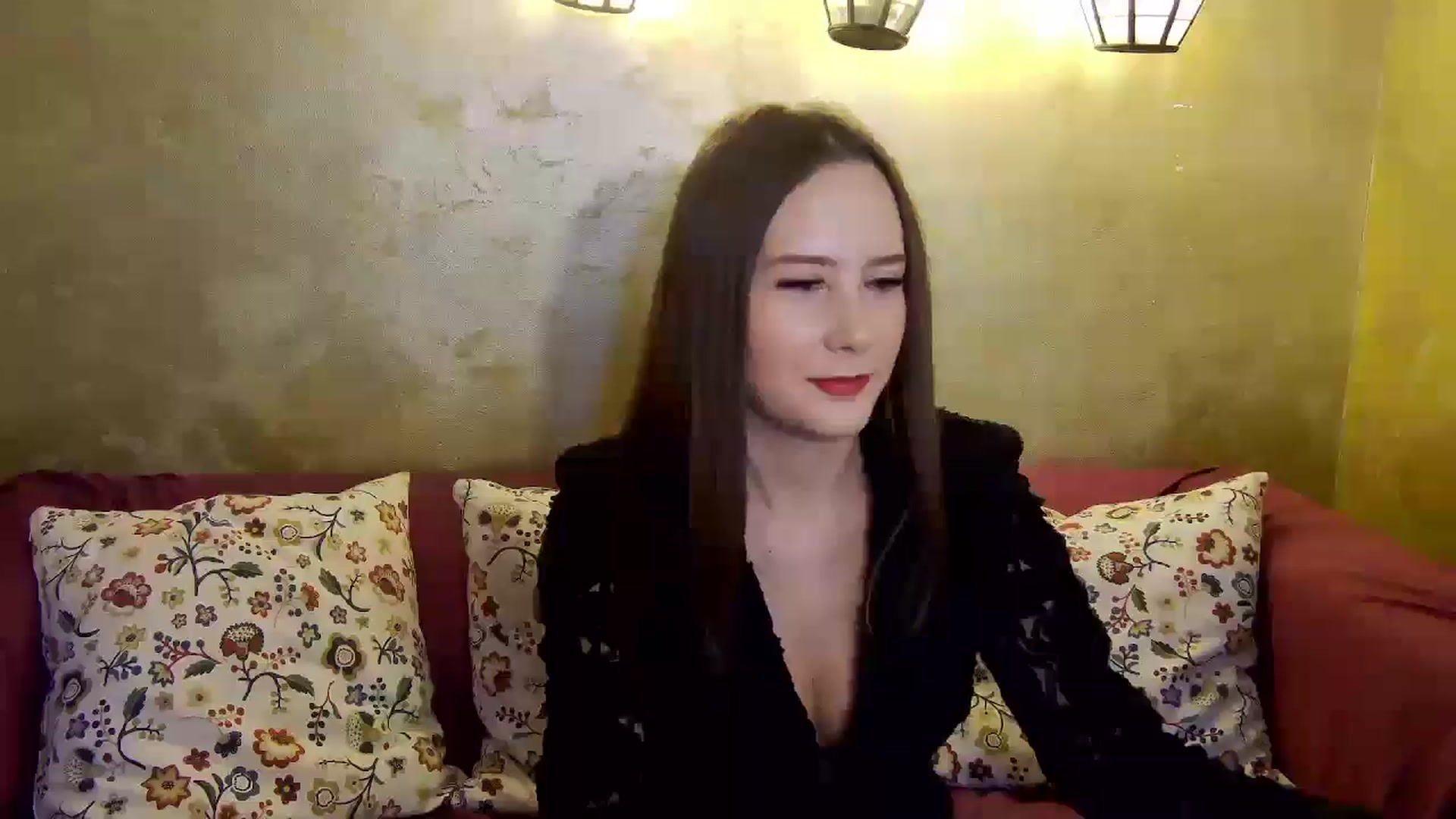 Gallery image thumbnail from Radiance's myfreecams stream on, 12/15/2024, 15:58 image 16 of 20