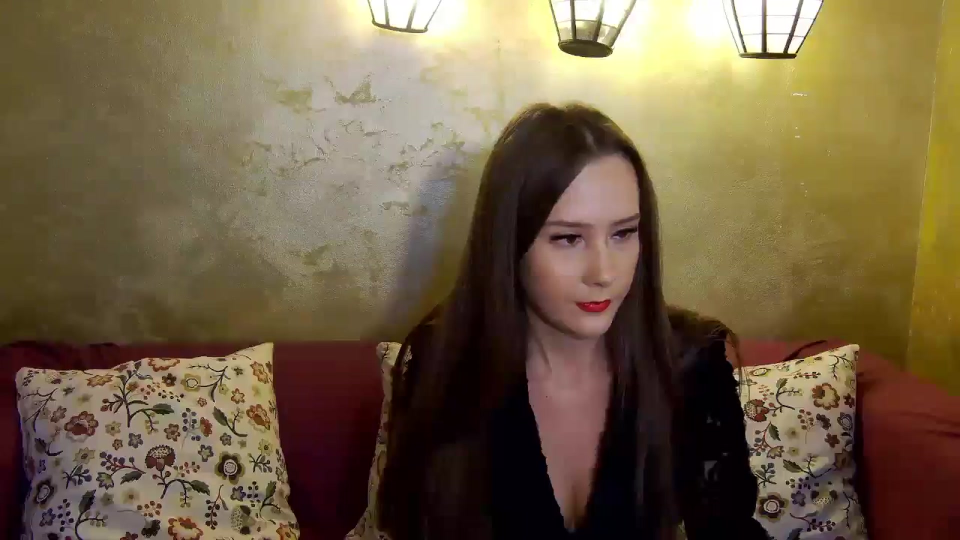 Gallery image thumbnail from Radiance's myfreecams stream on, 12/15/2024, 18:32 image 19 of 20
