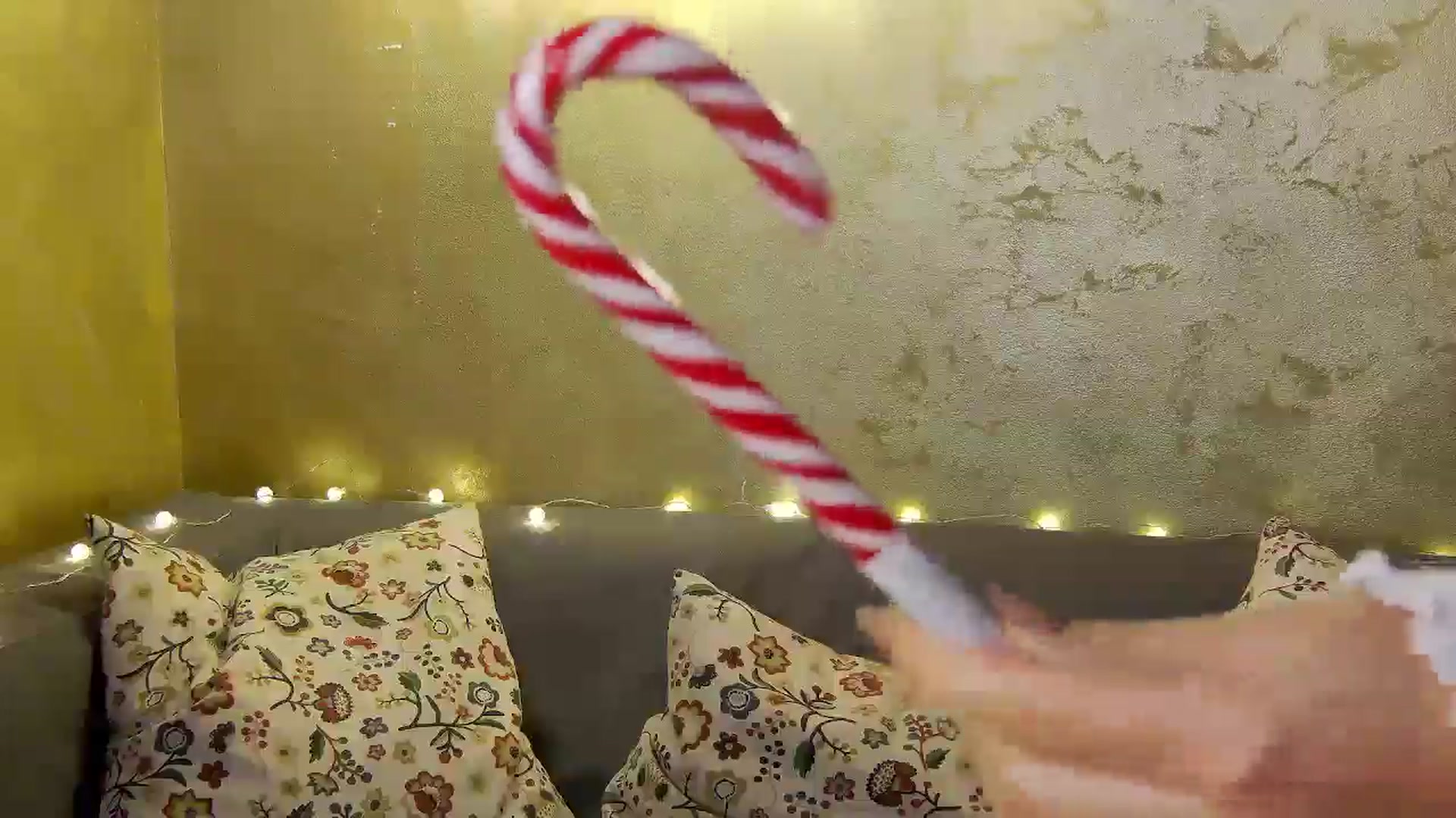 Gallery image thumbnail from Radiance's myfreecams stream on, 12/18/2024, 15:42 image 4 of 20