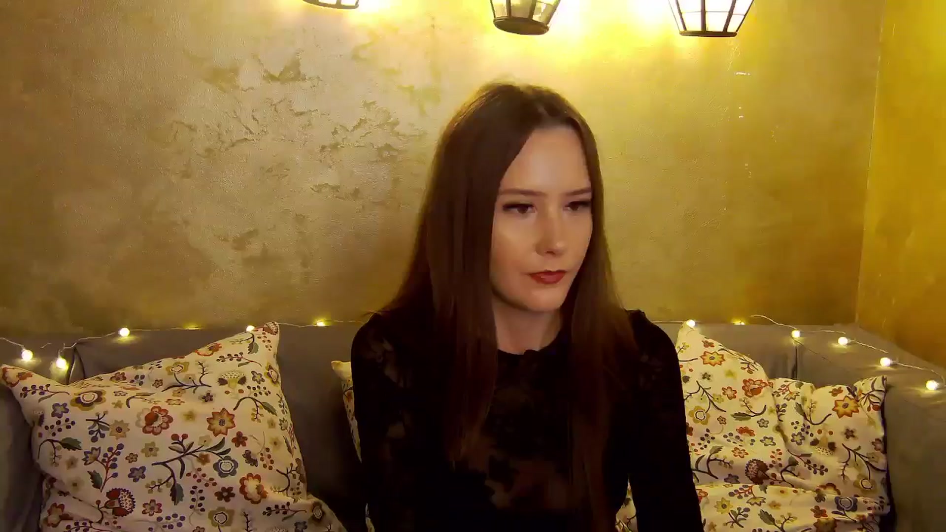 Gallery image thumbnail from Radiance's myfreecams stream on, 12/19/2024, 17:45 image 9 of 20