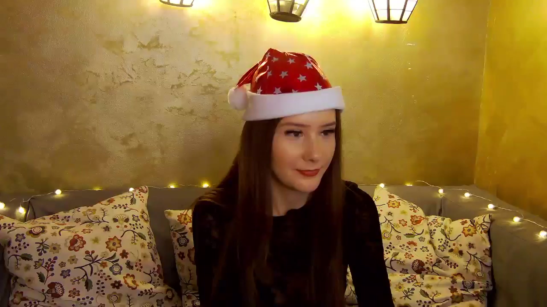 Gallery image thumbnail from Radiance's myfreecams stream on, 12/19/2024, 20:20 image 4 of 20
