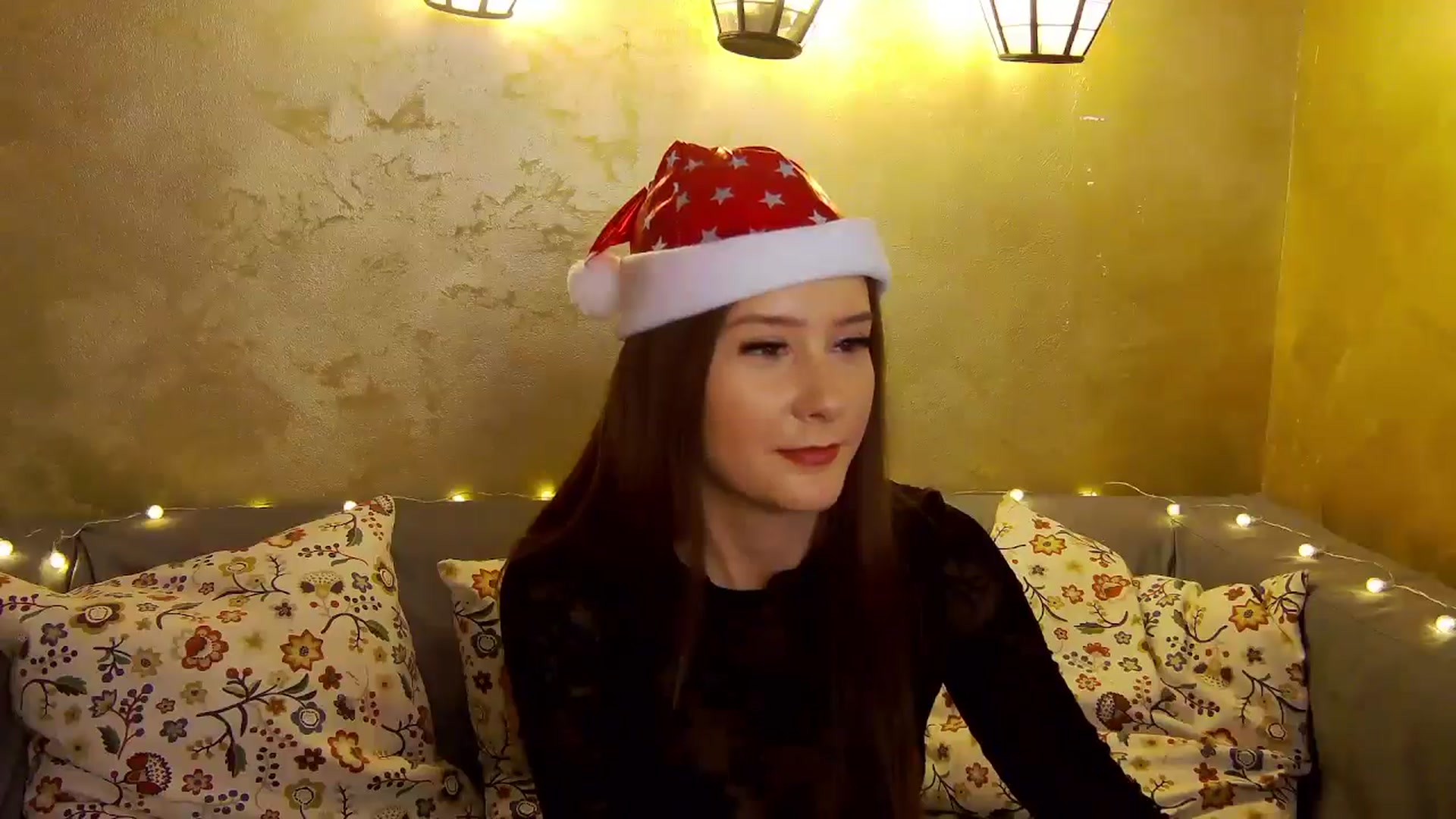 Gallery image thumbnail from Radiance's myfreecams stream on, 12/19/2024, 20:20 image 3 of 20
